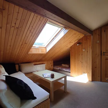 Rum i privatbostad Aba *